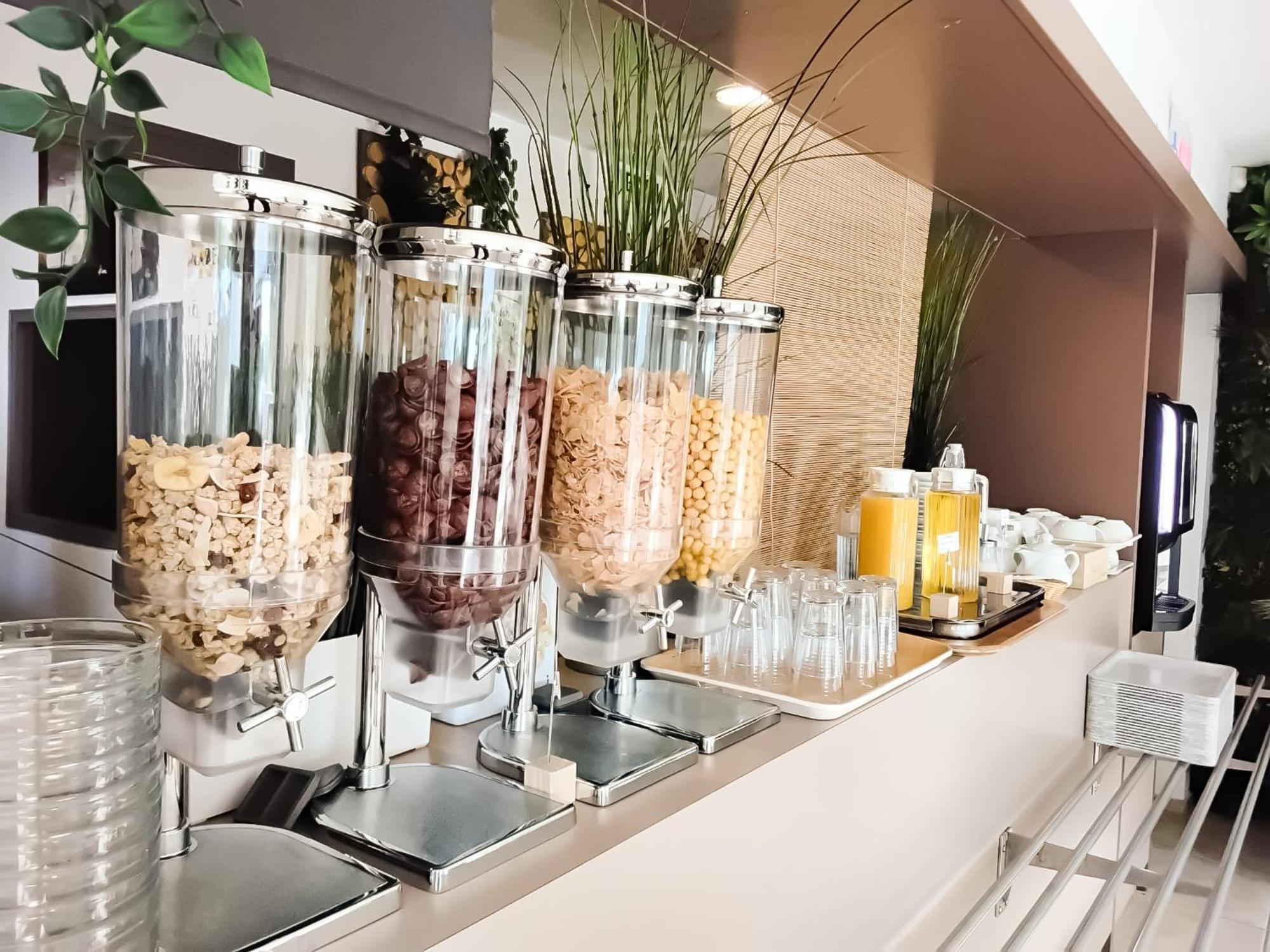 Sure Hotel By Best Western Mont-De-Marsan Saint-Pierre-du-Mont  المظهر الخارجي الصورة